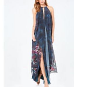 Bebe Never Worn BEAUTIFUL flowing dress Elegant for gala wedding